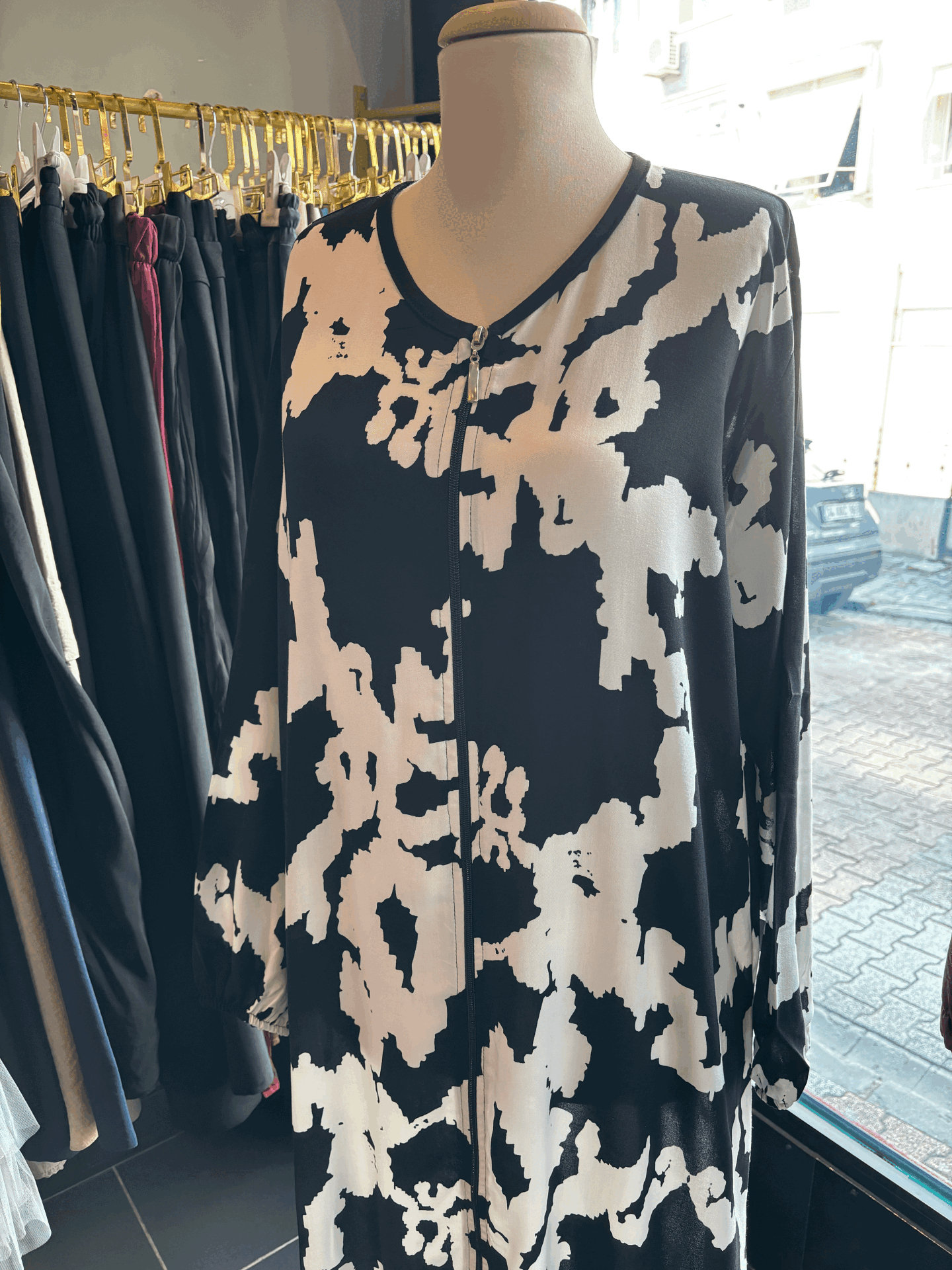 FERMUARLI MODEL NAMAZ ELBİSESİ