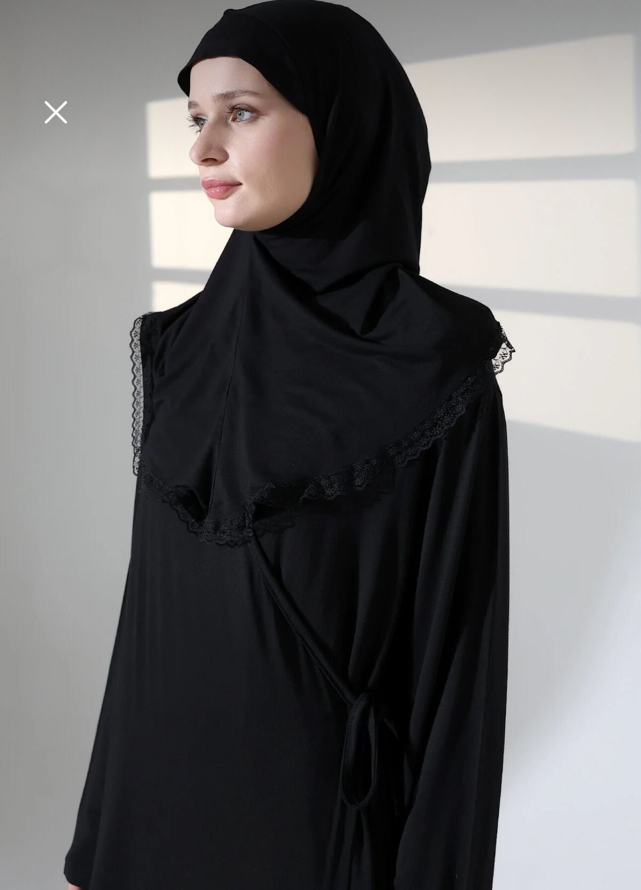 PAMUKLU PENYE KUMAŞ KENDİNDEN BAŞÖRTÜLÜ NAMAZ ELBİSESİ