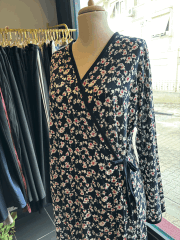 PENYE KUMAŞ BAĞLAMALI MODEL NAMAZ ELBİSESİ