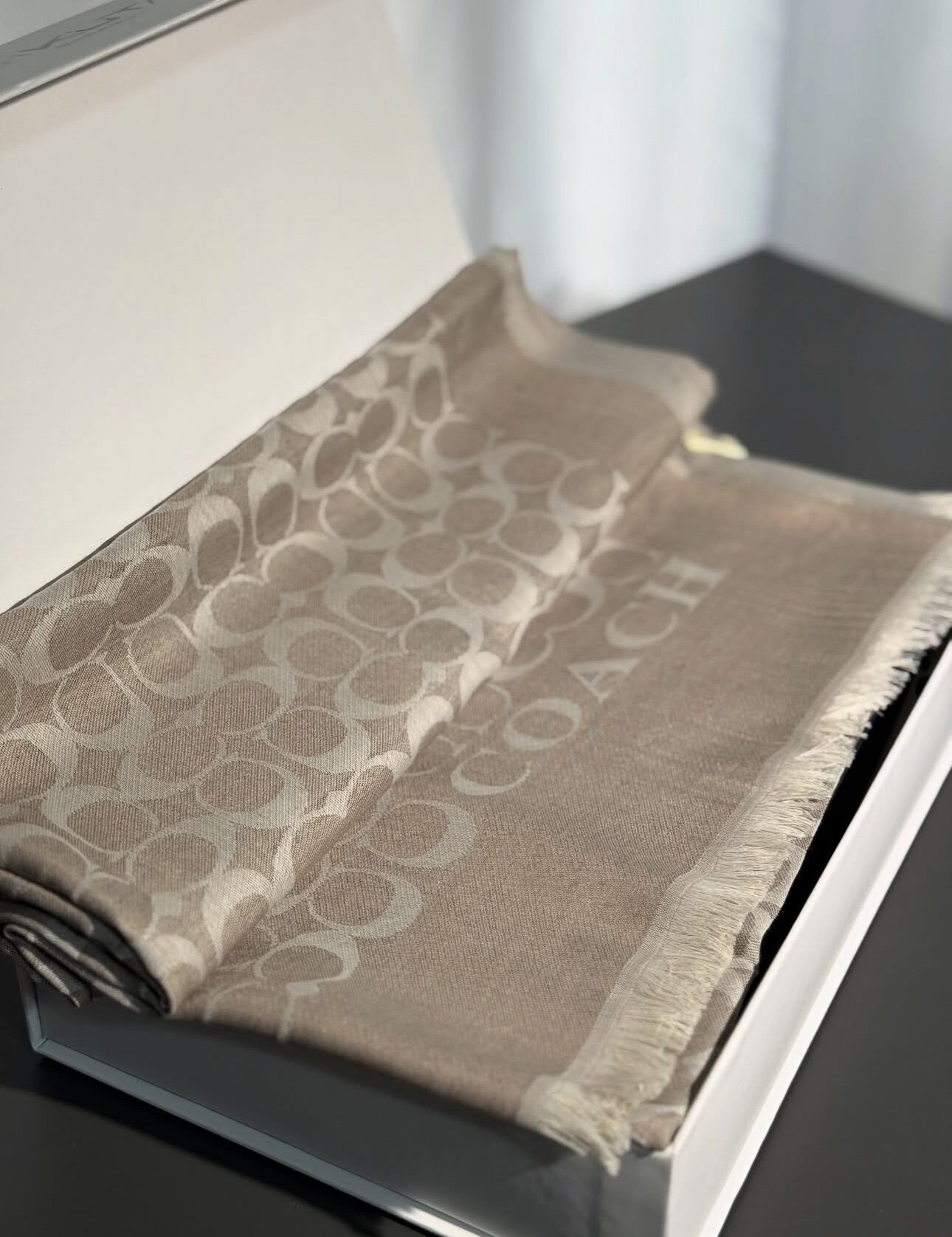 COACH İTHAL YÜN İPEK ŞAL