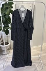 PAMUKLU ESNEK PENYE BAĞLAMALI MODEL NAMAZ ELBİSESİ